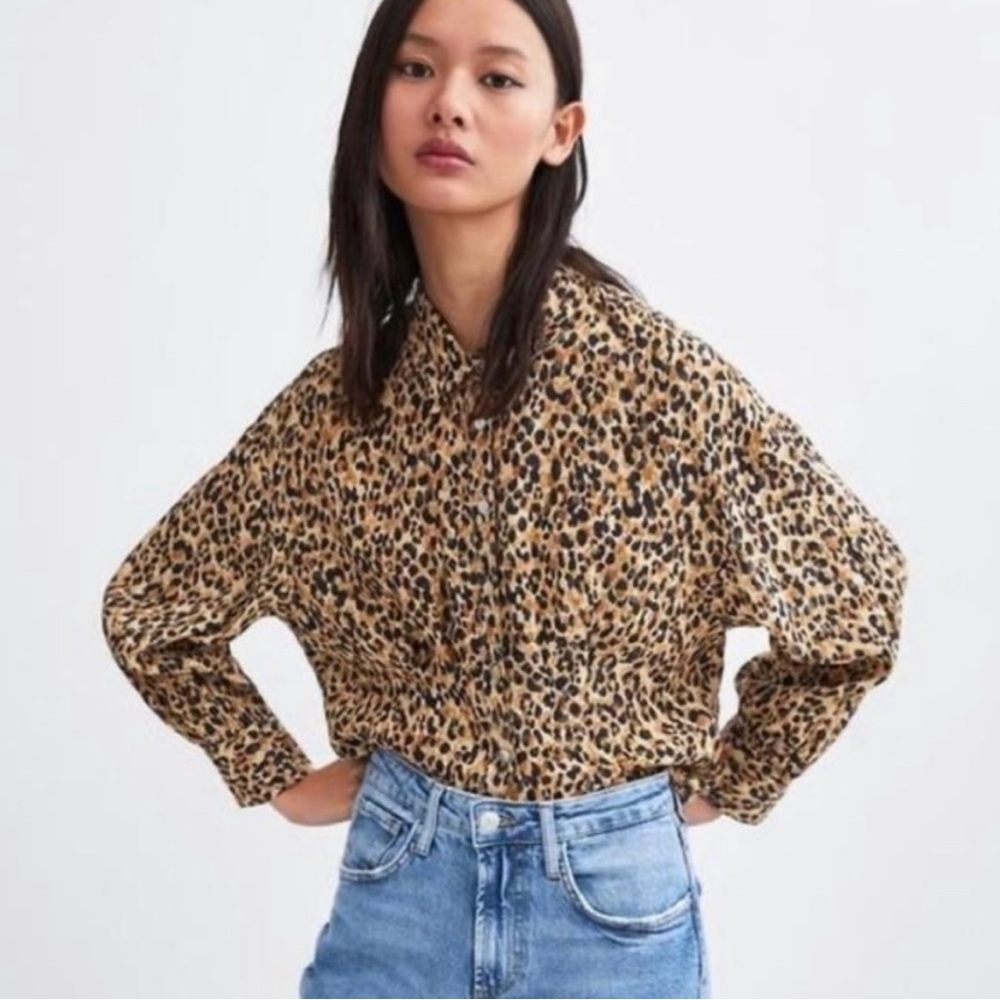 Zara Leopard Print Cropped Blouse Size L